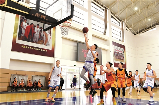 山东高速VS上海久事直播CBA积分榜：上海7连胜领跑，广厦落后1分紧随其后，北京4连胜